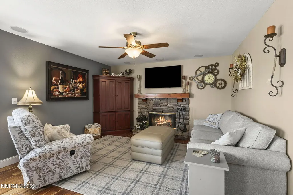 10 Nives Spanish Springs NV 89441