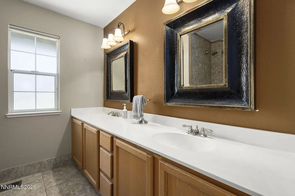 10 Nives Spanish Springs NV 89441