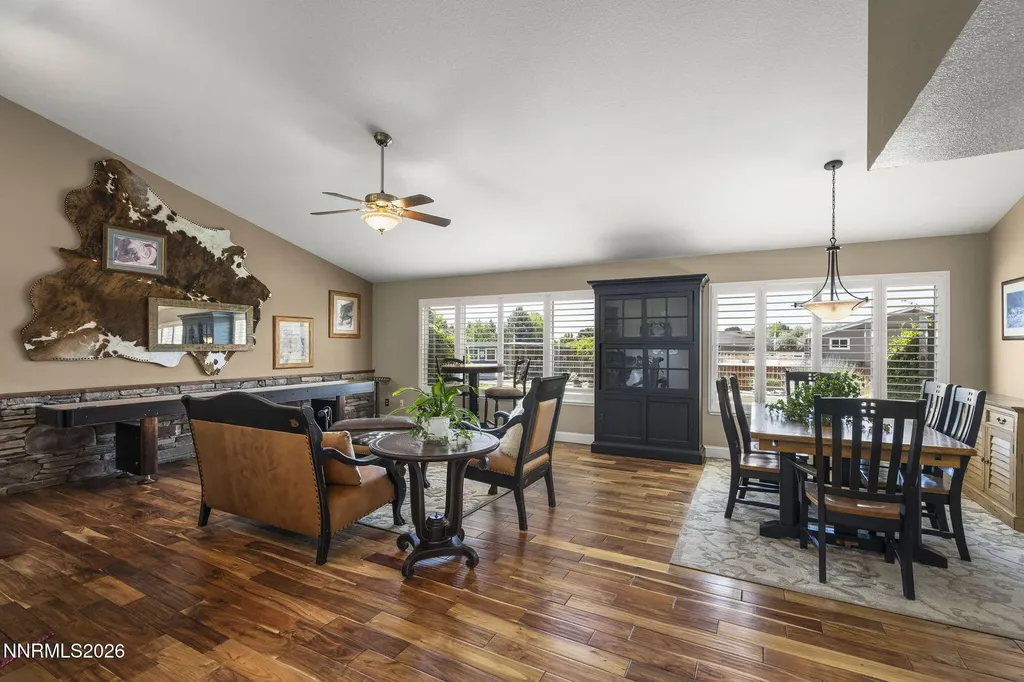 10 Nives Spanish Springs NV 89441