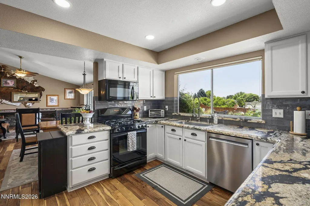 10 Nives Spanish Springs NV 89441