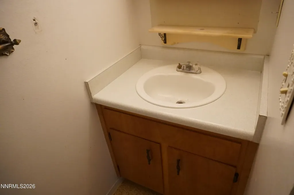 1349 El Dorado Gardnerville NV 89410