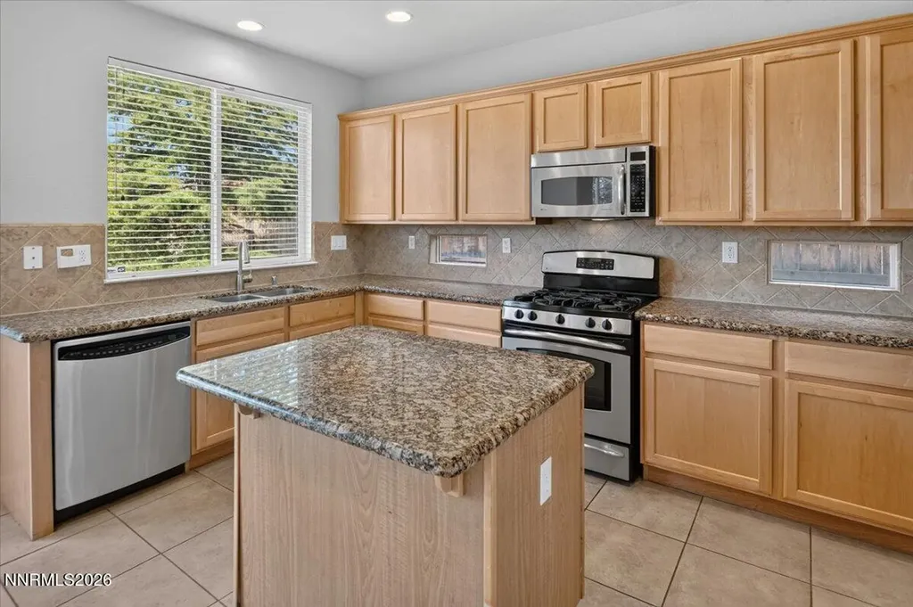 7730 Peavine Shadow Reno NV 89523