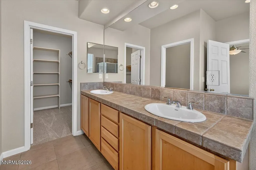 7730 Peavine Shadow Reno NV 89523