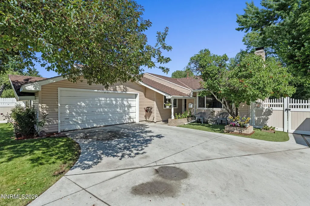 3305 Idlewild Reno NV 89509