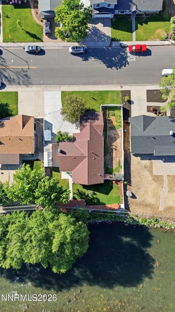 3305 Idlewild Reno NV 89509