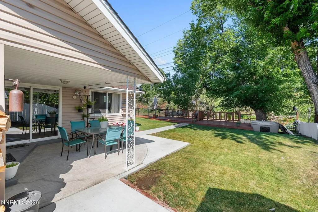 3305 Idlewild Reno NV 89509