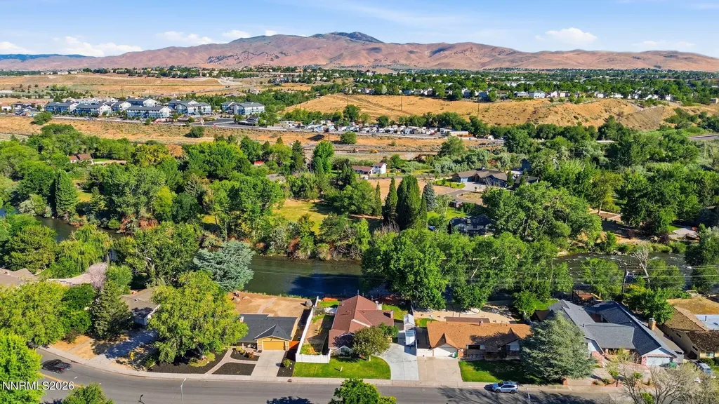 3305 Idlewild Reno NV 89509