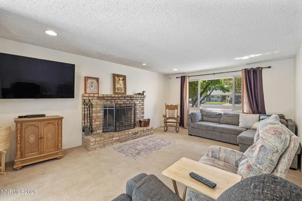 3305 Idlewild Reno NV 89509