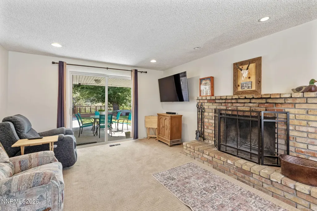3305 Idlewild Reno NV 89509
