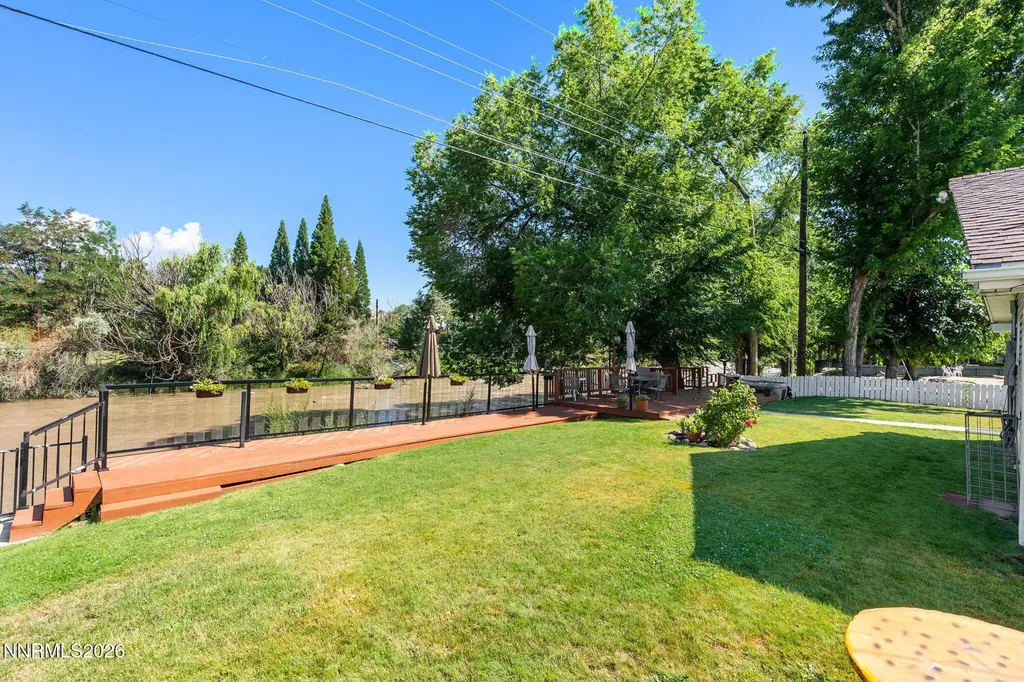 3305 Idlewild Reno NV 89509