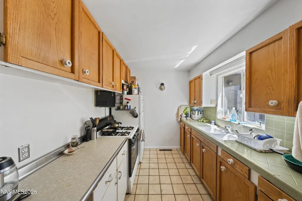 1870 Alexander Hamilton Reno NV 89509