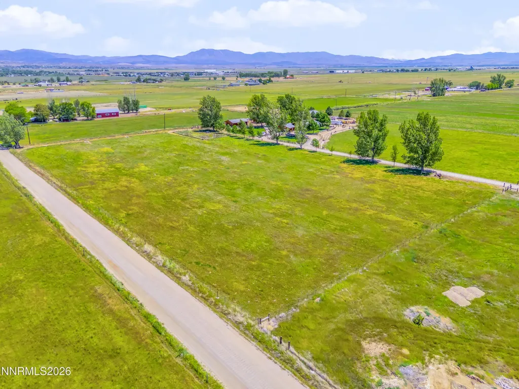 2693 U.s. Highway 395 Minden NV 89423