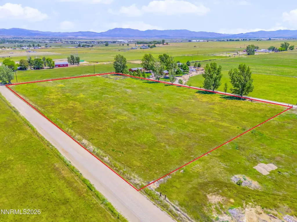 2693 U.s. Highway 395 Minden NV 89423