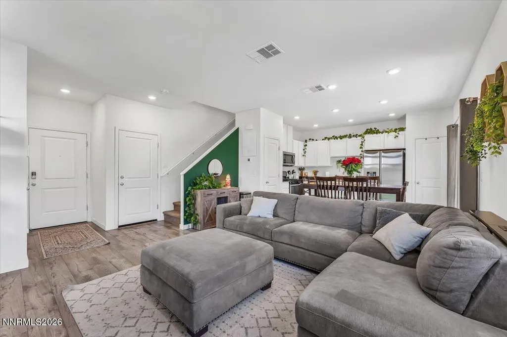 8744 Scenic Sky Reno NV 89506