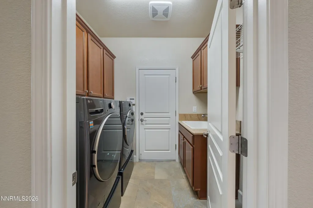 9182 Kenton Reno NV 89523