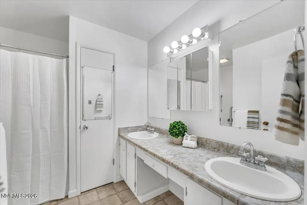 210 Smithridge Reno NV 89502