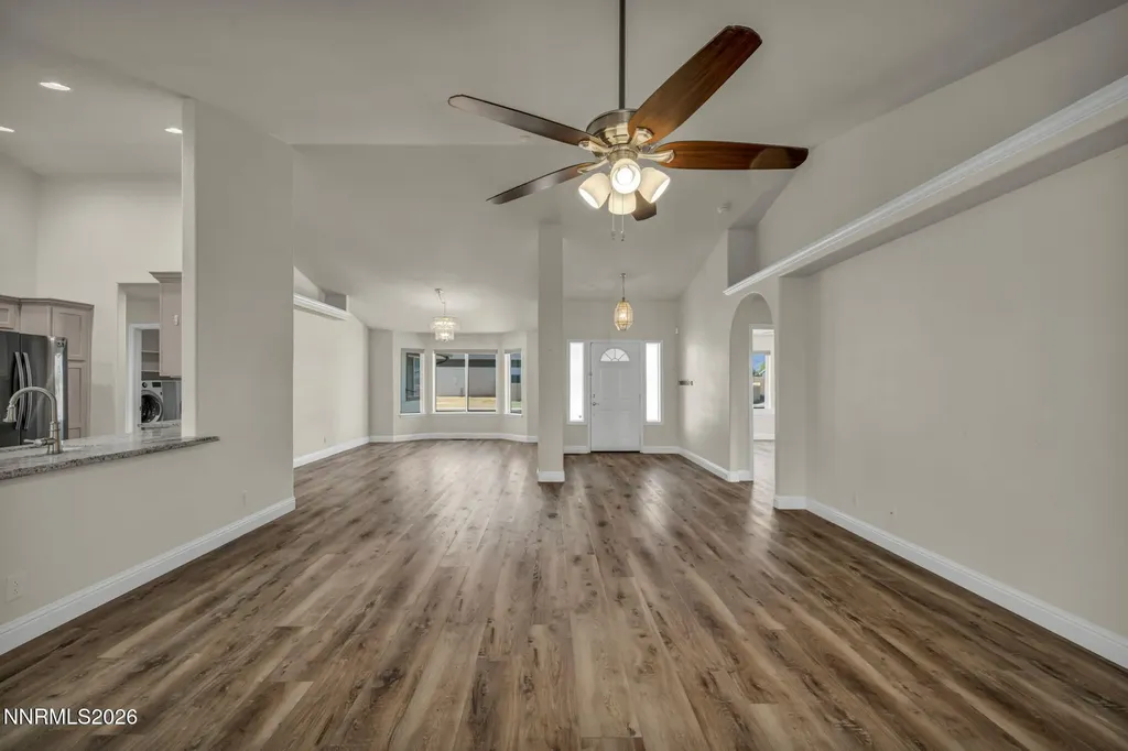 1284 Topaz Gardnerville NV 89460