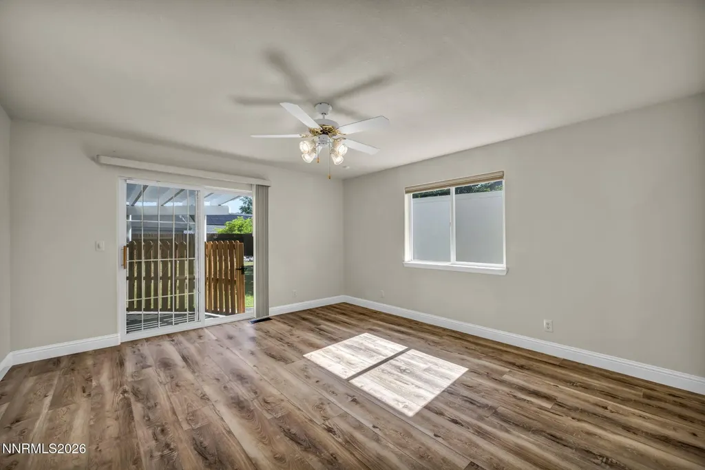 1284 Topaz Gardnerville NV 89460