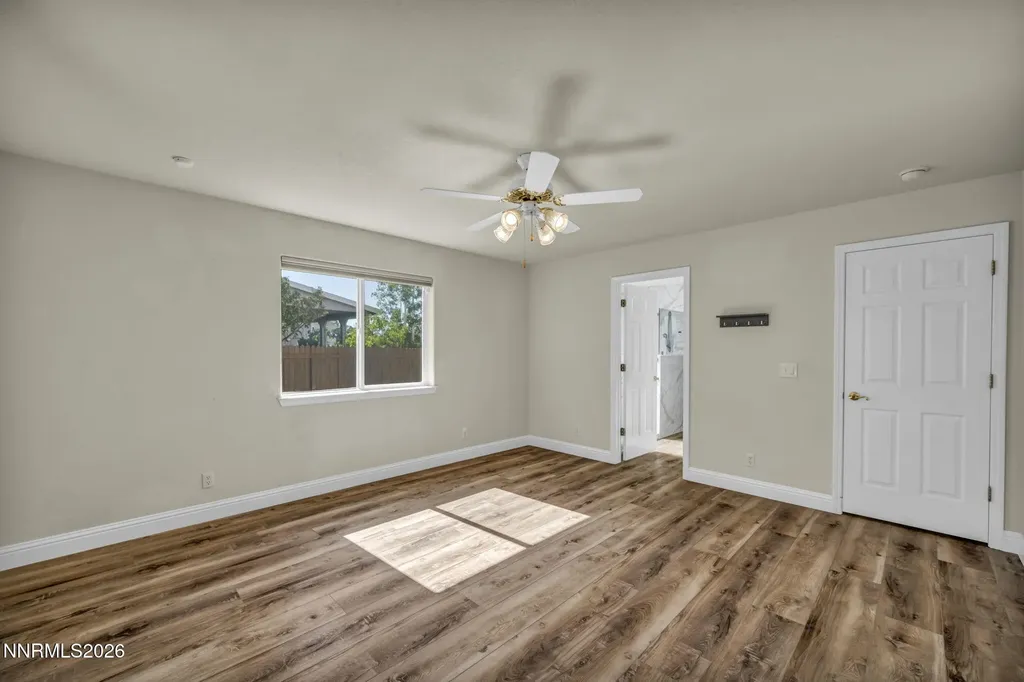 1284 Topaz Gardnerville NV 89460