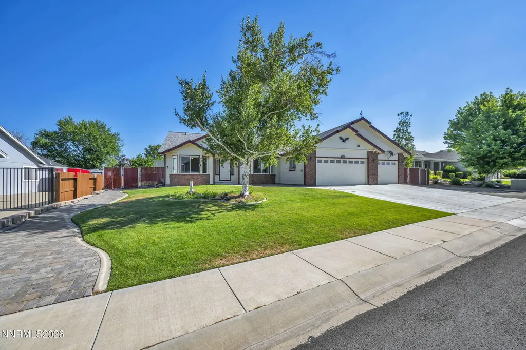 1284 Topaz Gardnerville NV 89460