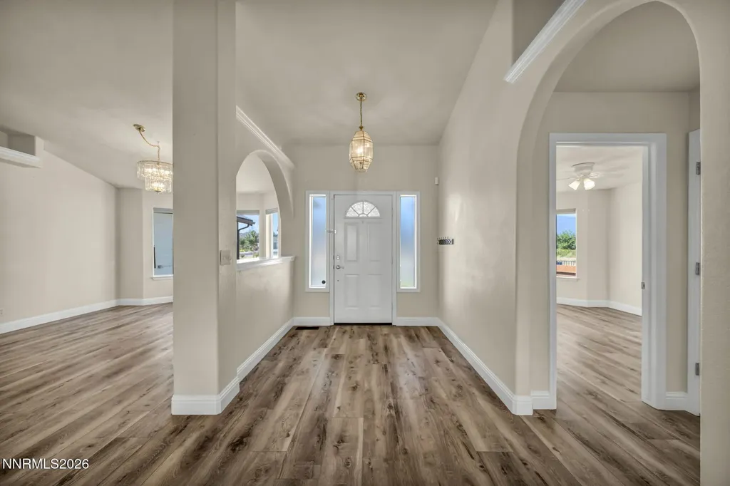 1284 Topaz Gardnerville NV 89460