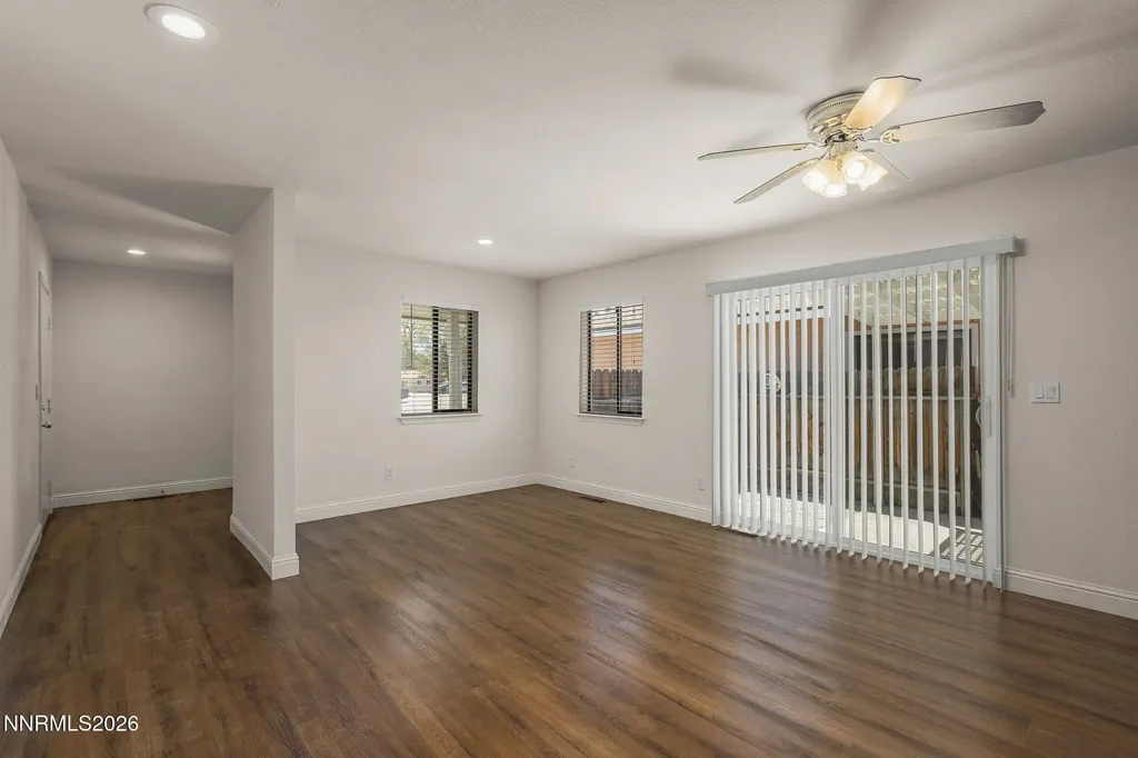 317 West Yerington NV 89447