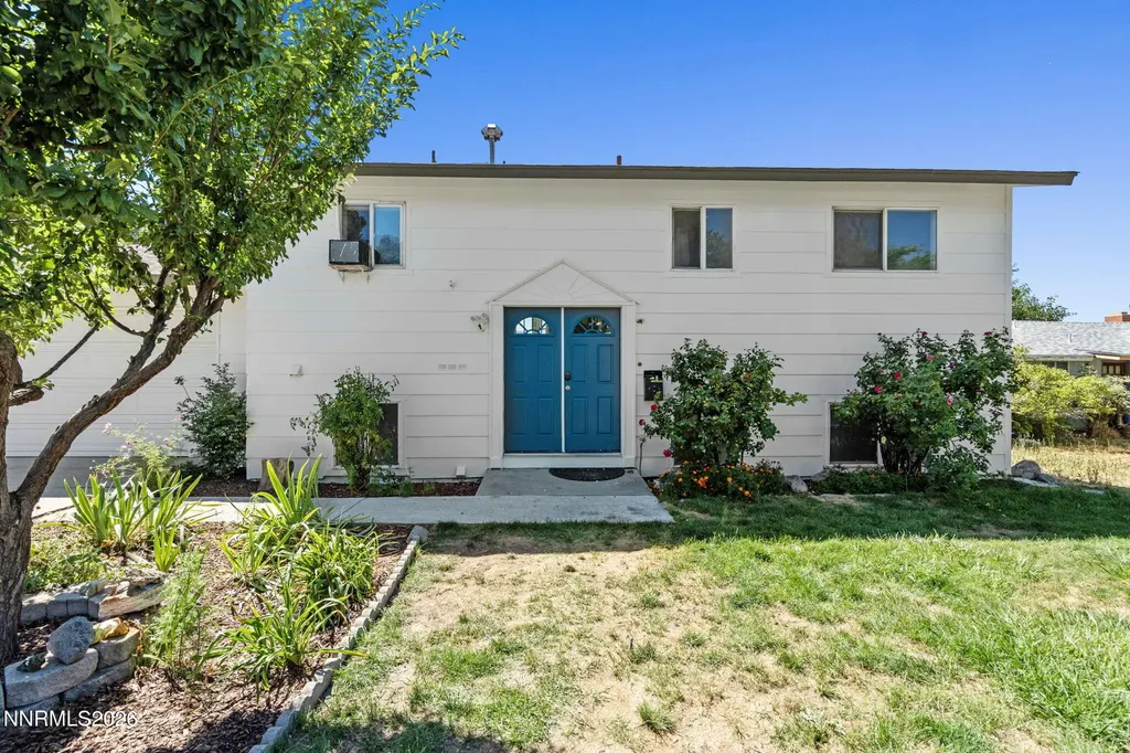 1406 La Loma Carson City NV 89701