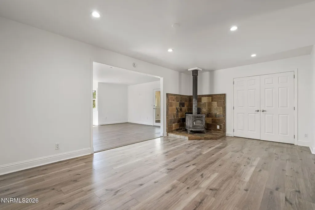 1406 La Loma Carson City NV 89701