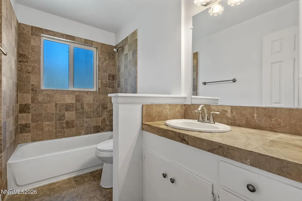 1406 La Loma Carson City NV 89701
