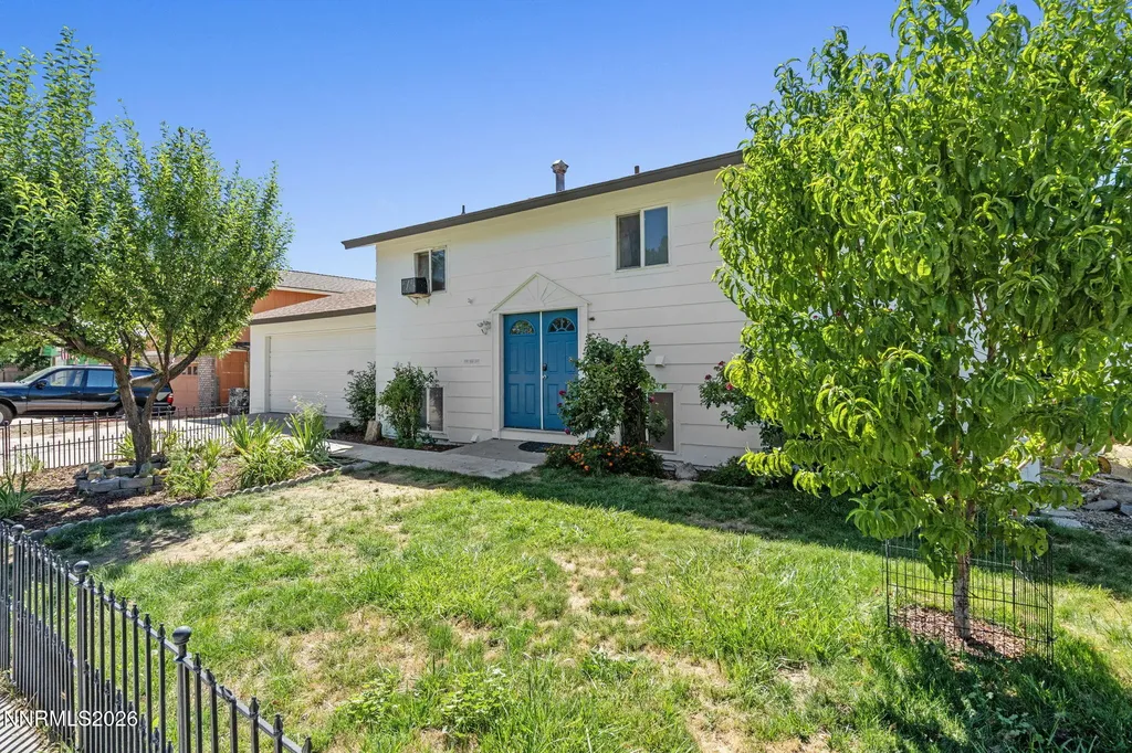 1406 La Loma Carson City NV 89701