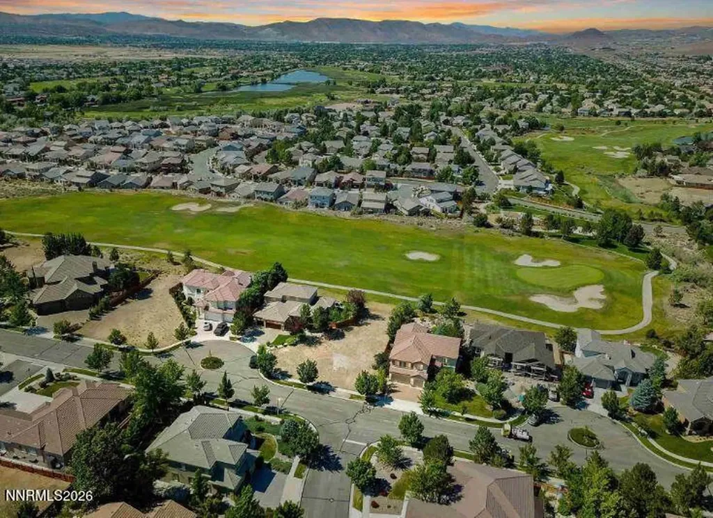 6373 Rey Del Sierra Sparks NV 89436