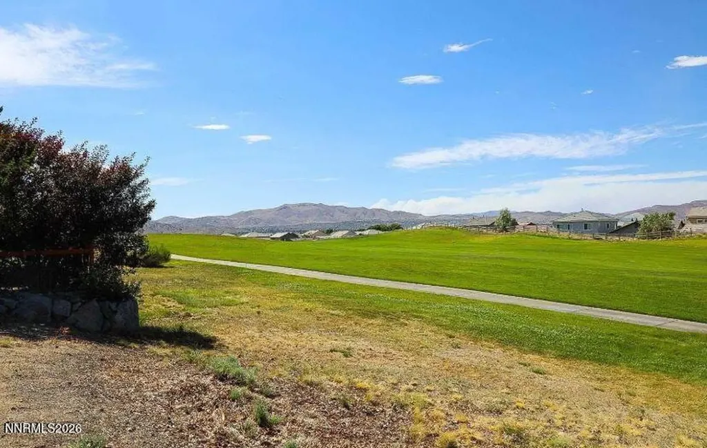 6373 Rey Del Sierra Sparks NV 89436