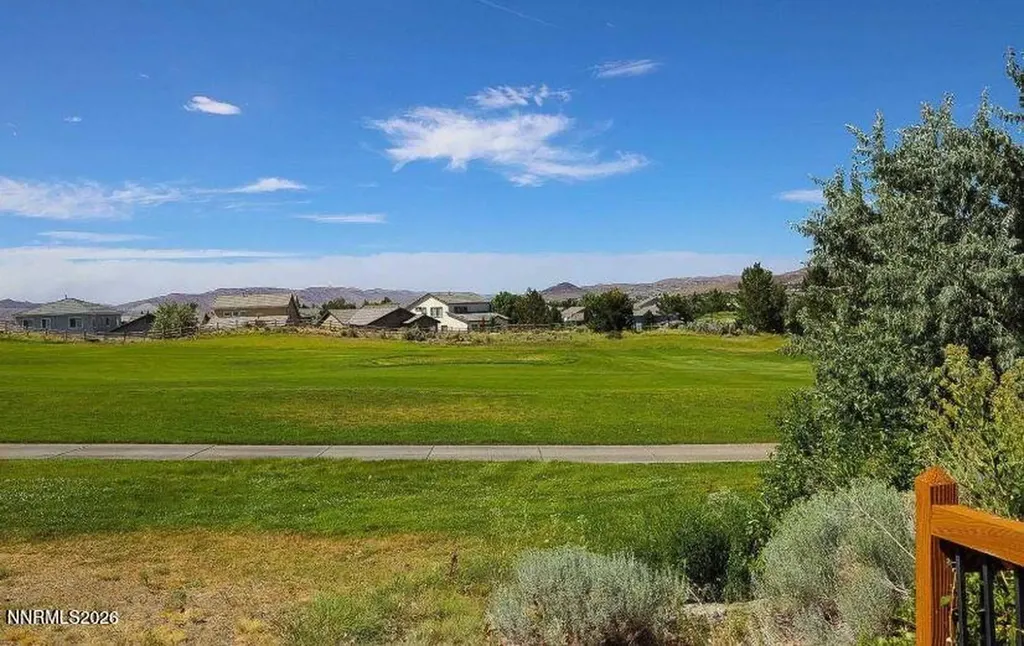 6373 Rey Del Sierra Sparks NV 89436