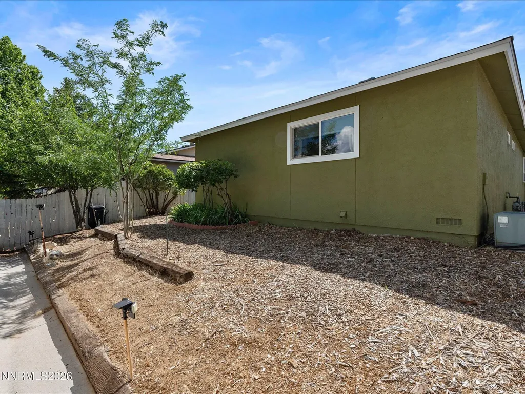 2910 Harding Reno NV 89503