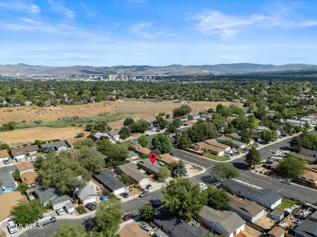 2910 Harding Reno NV 89503