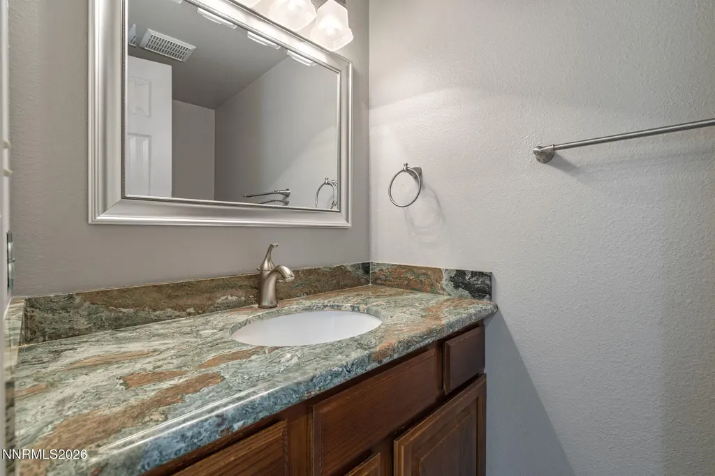 6059 Torrington Reno NV 89511