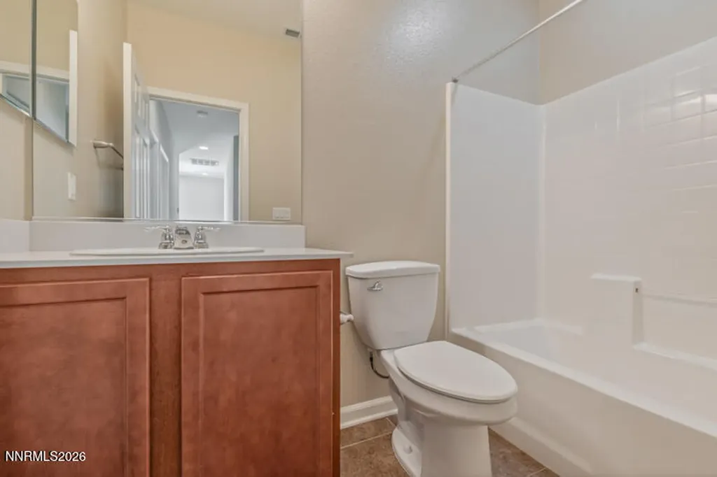 1052 Crown View Reno NV 89523