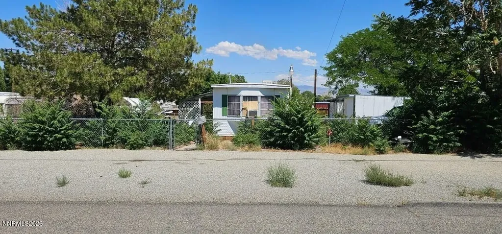 421 1st Yerington NV 89447