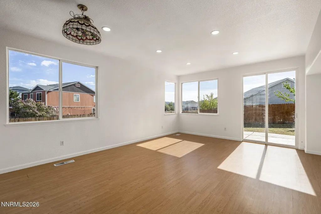 9690 Thornridge Reno NV 89506