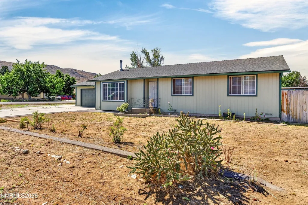 3950 Peregrine Reno NV 89508