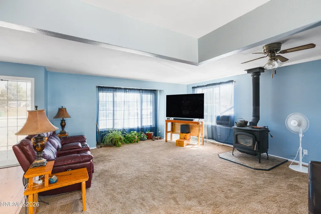 3950 Peregrine Reno NV 89508