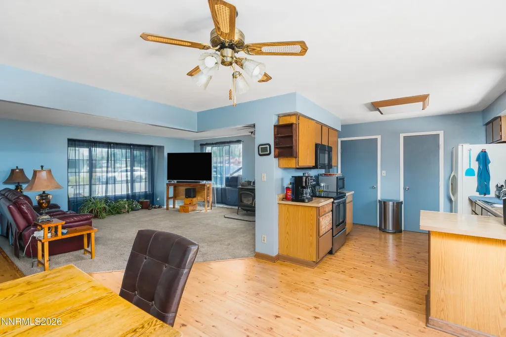 3950 Peregrine Reno NV 89508