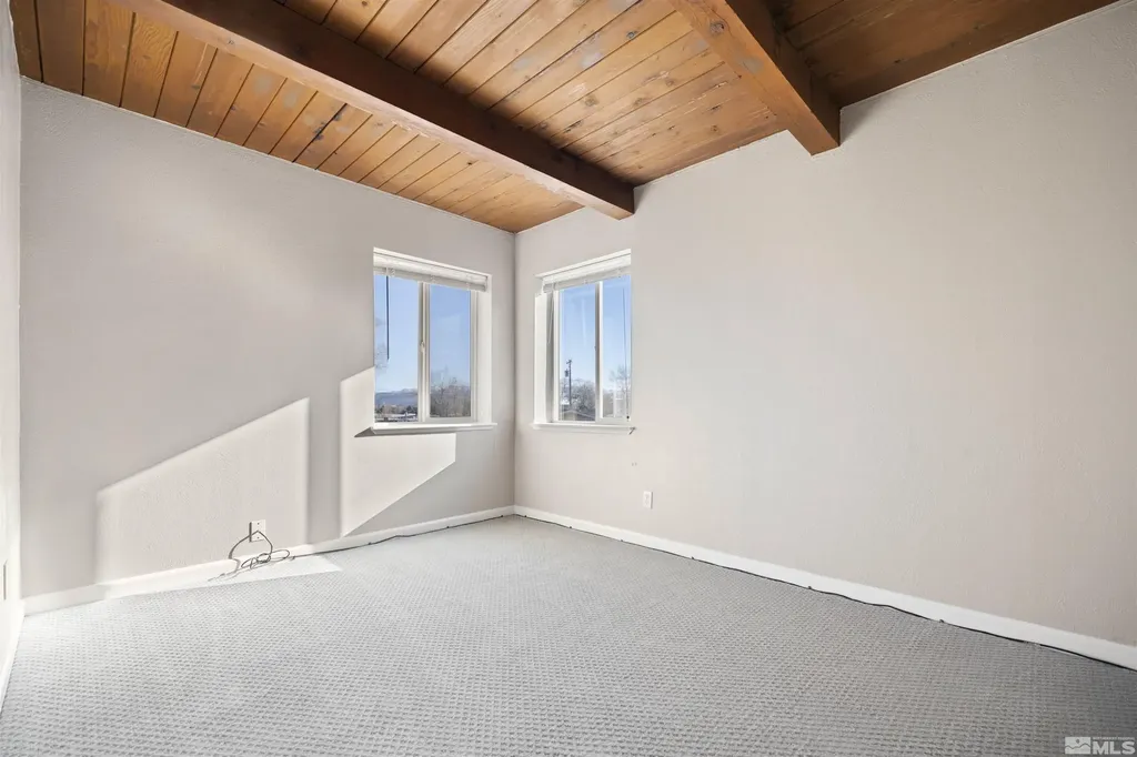 695 Denslowe Reno NV 89502
