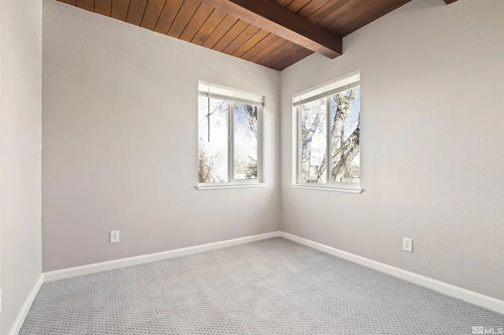 695 Denslowe Reno NV 89502