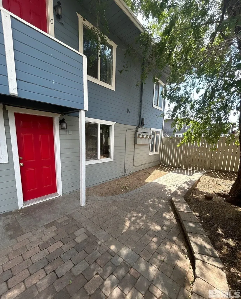 695 Denslowe Reno NV 89502