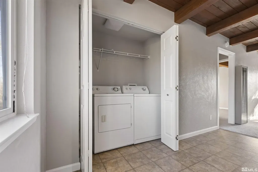 695 Denslowe Reno NV 89502