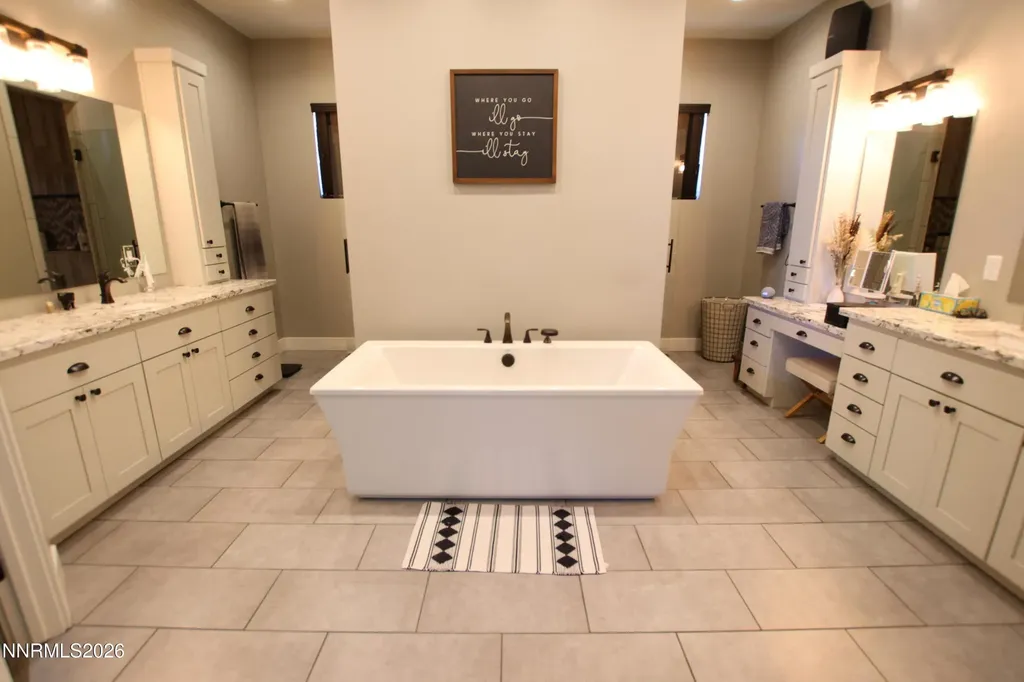 1300 Woody Fernley NV 89408