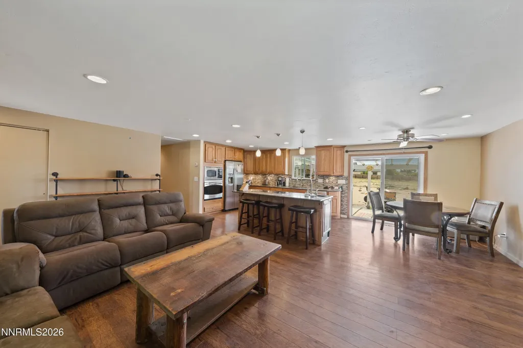 1267 Esther Minden NV 89423