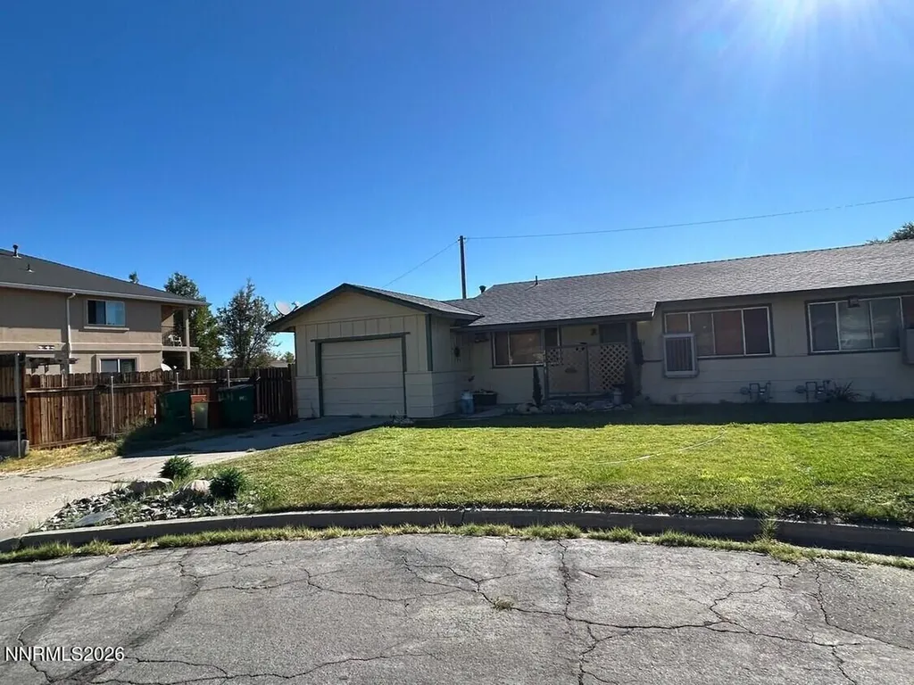 2079 Sheffield Carson City NV 89701
