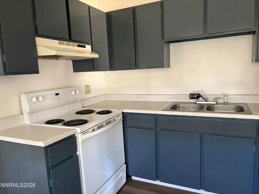 2079 Sheffield Carson City NV 89701